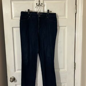 Gloria Vanderbilt jeans